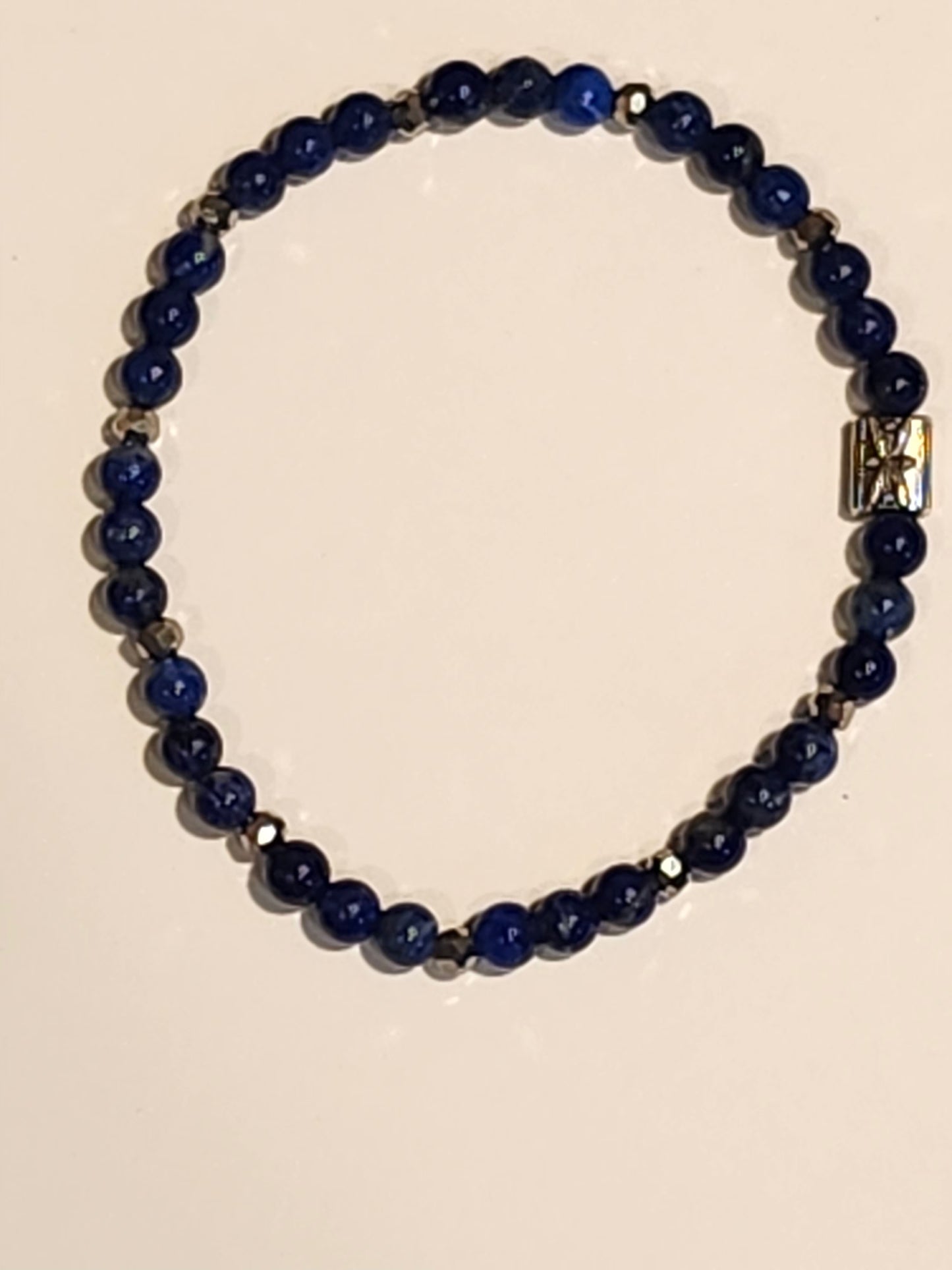 Blue Tiger's Eye Lotus 4mm